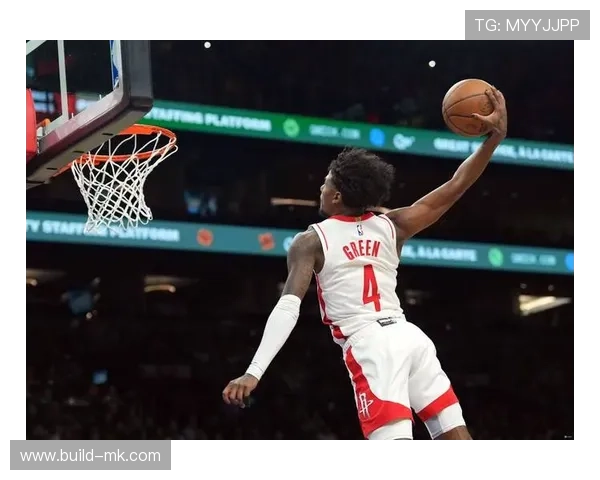 内史密斯步行者铁翼：新星崛起引领球队迈向辉煌新篇章