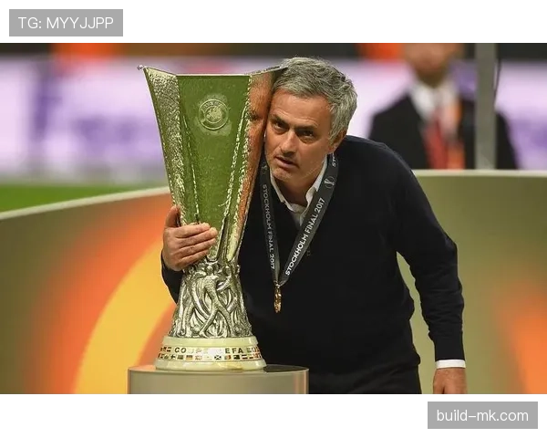 穆里尼奥与弗格森战术交锋再掀风云，状态回升引足坛关注