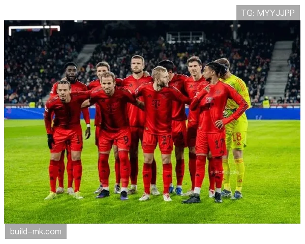 拜仁慕尼黑防线稳固助球队豪取连胜,状态全面回暖 拜仁慕尼黑防线稳固助球队豪取连胜,状态全面回暖