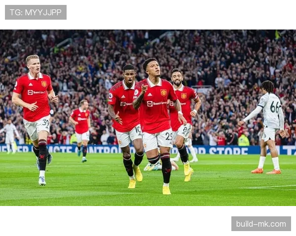 曼联进攻组织混乱问题影响扩大,对球队赛季稳定性形成考验 曼联进攻组织混乱问题影响扩大,对球队赛季稳定性形成考验