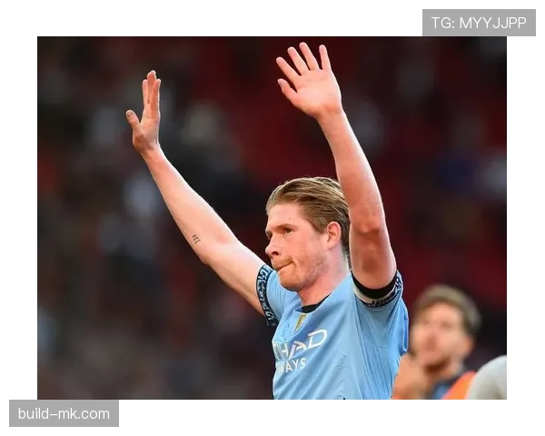 曼城中场创造力靠德布劳内独撑,其状态起伏对球队持续争冠能力构成考验 曼城中场创造力靠德布劳内独撑,其状态起伏对球队持续争冠能力构成考验