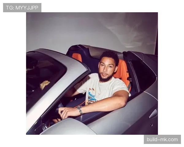 本·西蒙斯完成多次挡拆传球助攻，提升76人进攻节奏效率明显